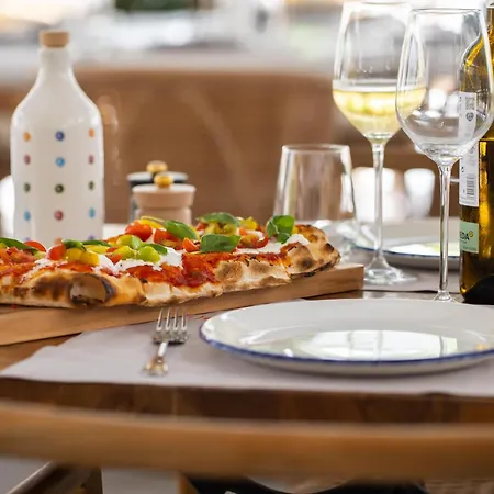 Mett Marbella Ξενοδοχείο