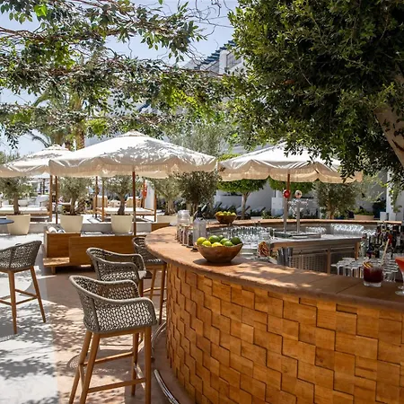 Mett & Marbella Отель 5*