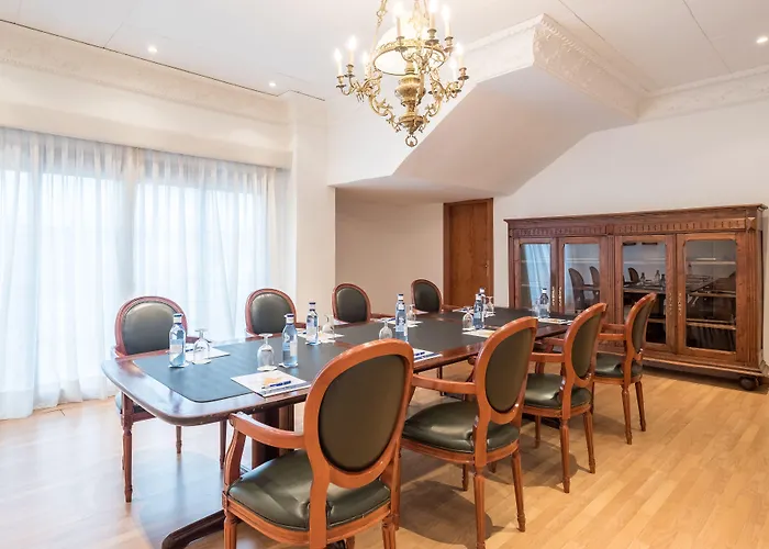 Mett Marbella Εστεπόνα