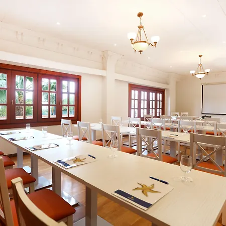 Mett Marbella ホテル エステポナ